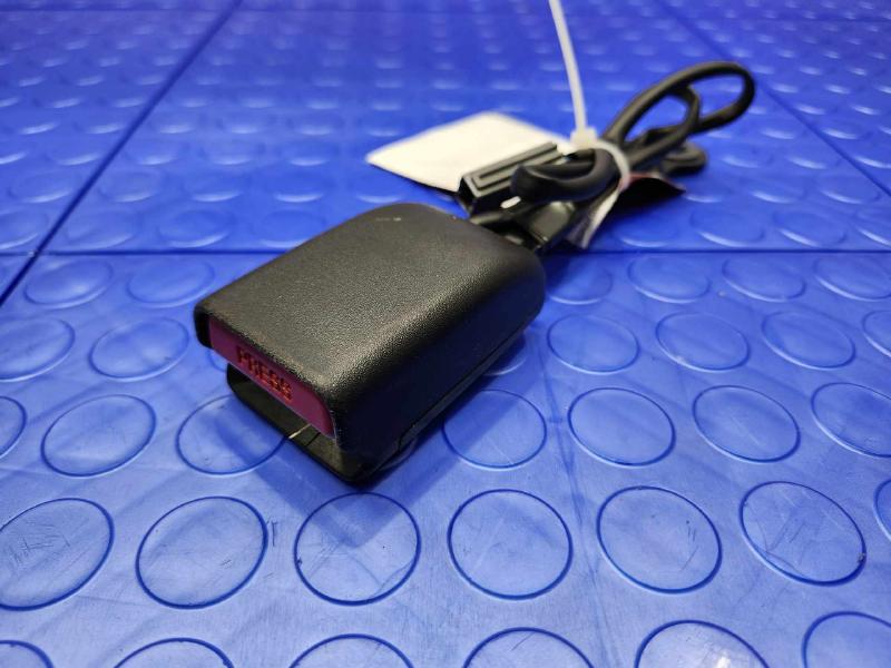 2019 Toyota Yaris Front Seat Belt