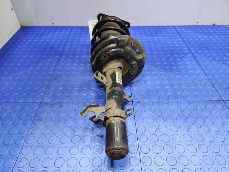 2016 Nissan Rogue Strut Assembly