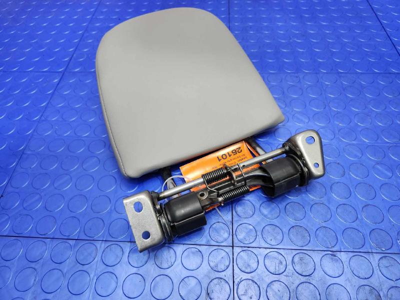 2010 Toyota Highlander Headrest