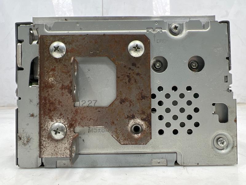 2008 Nissan Titan Audio & Visual Equip.(Radio)