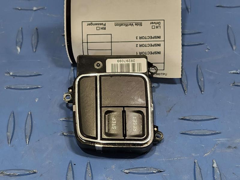 2017 Jeep Compass Combination Switch