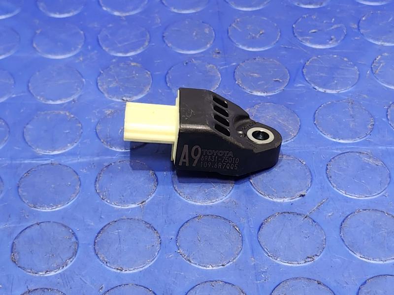 2013 Toyota Prius Misc Ebay Parts