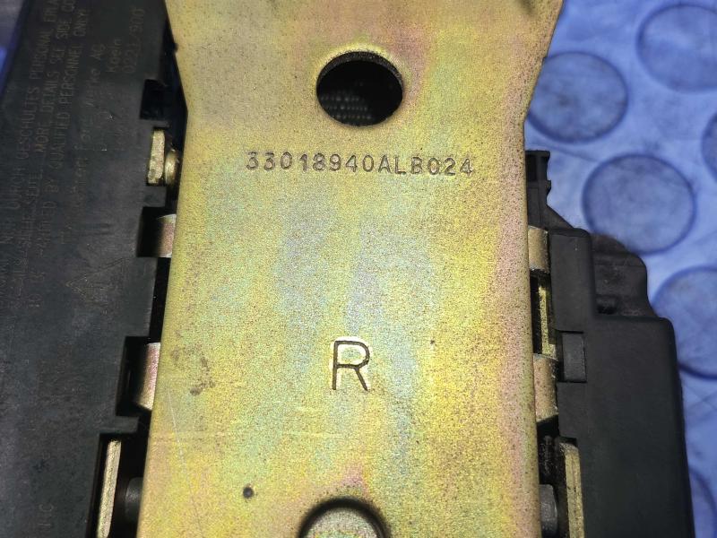 2004 Ford Explorer Front Seat Belt