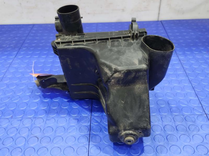 2010 - 2015 Toyota Prius 1.8L Air Cleaner Box Assembly OEM 1770037261