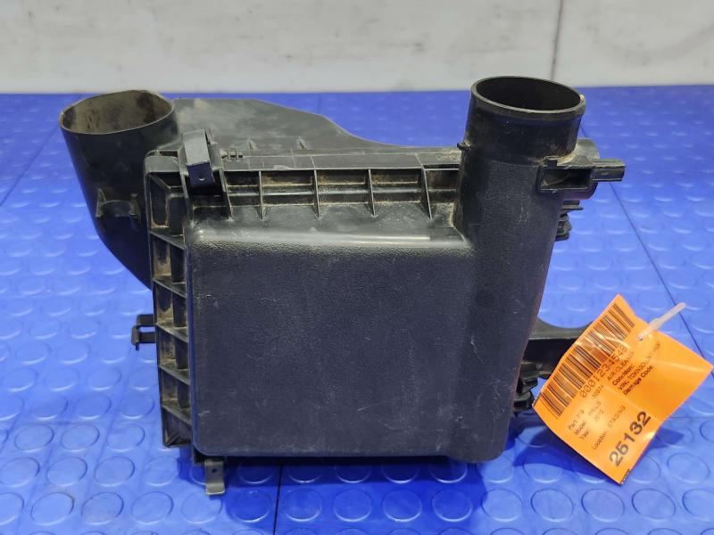 2010 - 2015 Toyota Prius 1.8L Air Cleaner Box Assembly OEM 1770037261