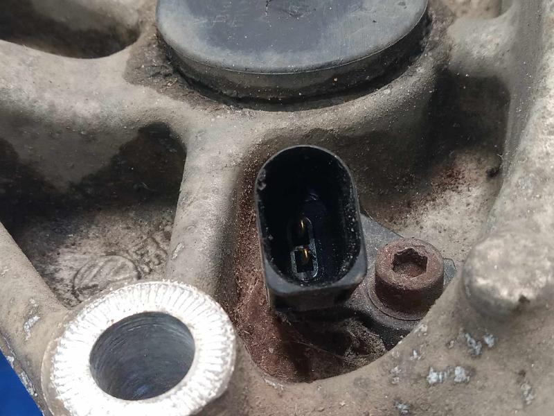 2006 Volkswagen Passat Rear Knuckle/Stub Axle