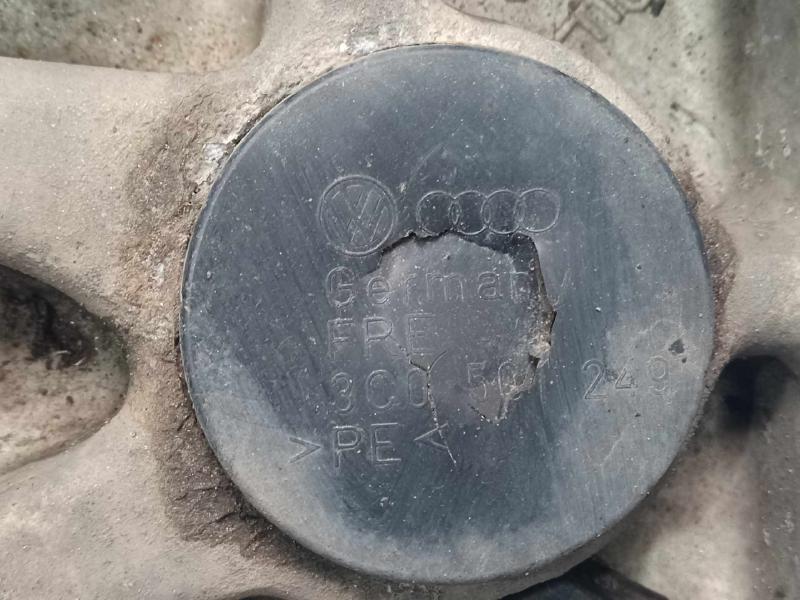 2006 Volkswagen Passat Rear Knuckle/Stub Axle