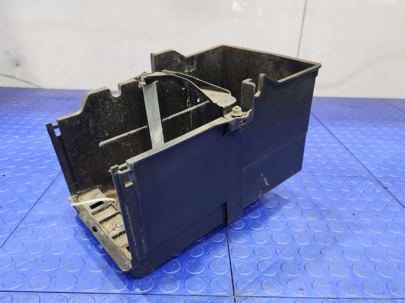 2017 Ford Focus Battery Tray