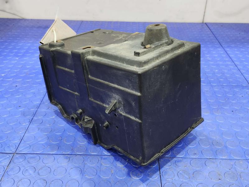 2017 Ford Focus Battery Tray