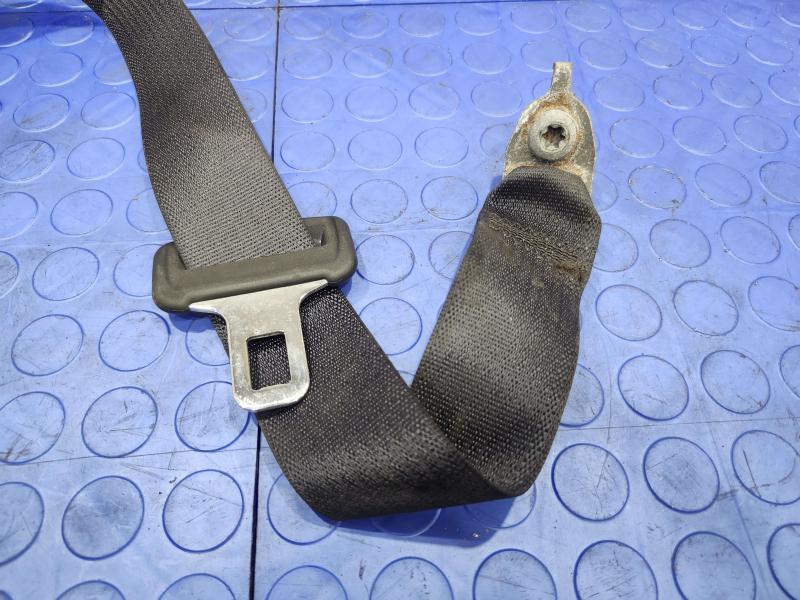 2006 Ford Mustang Rear Seat Belt