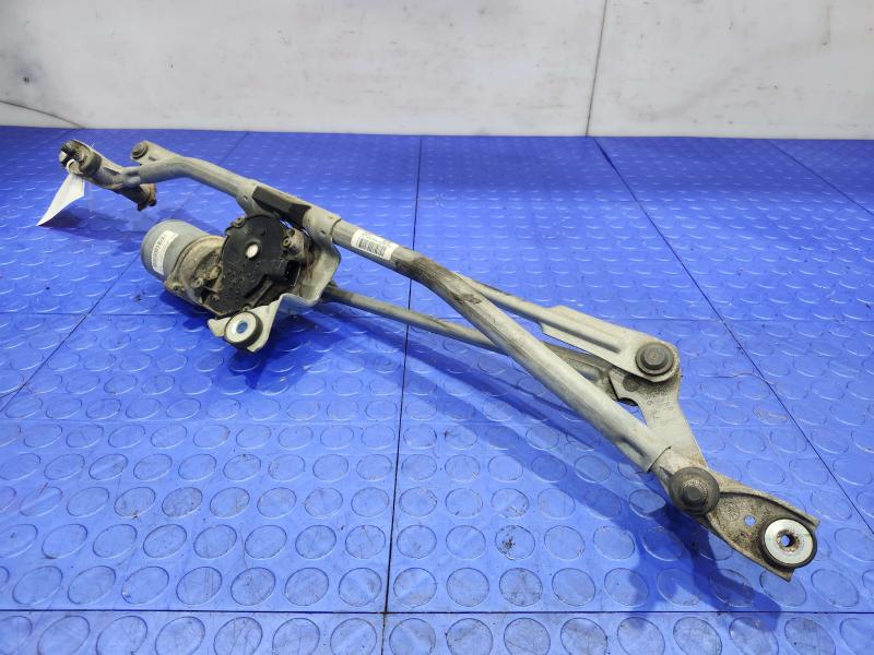 2010 Chevrolet Tahoe Wiper Motor Front
