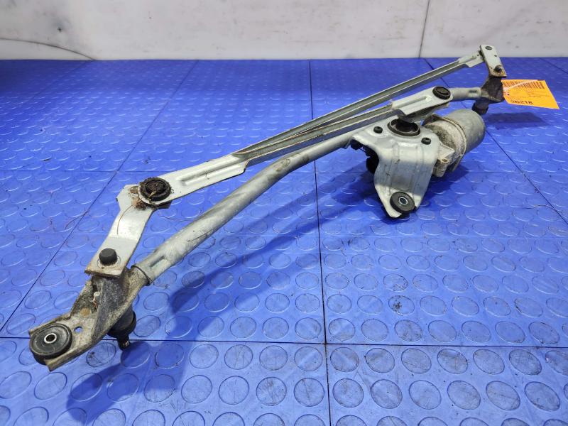 2010 Chevrolet Tahoe Wiper Motor Front