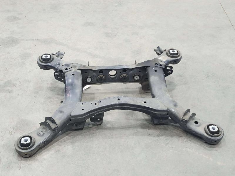 2013 Dodge Durango Crossmember/Cradle/Undercarria