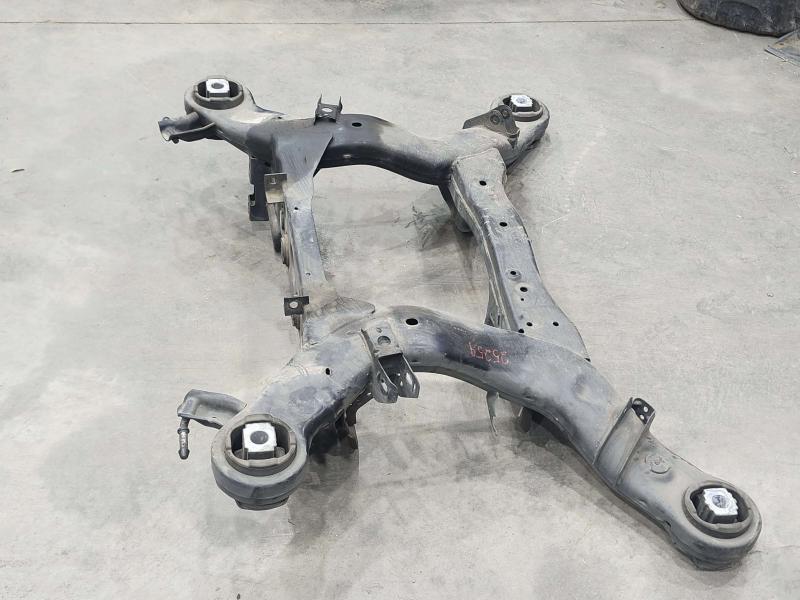 2013 Dodge Durango Crossmember/Cradle/Undercarria