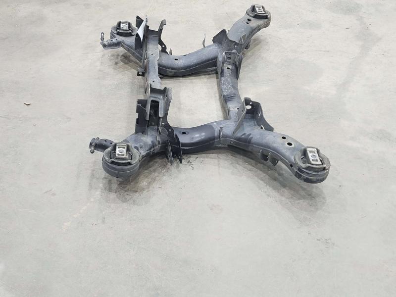 2013 Dodge Durango Crossmember/Cradle/Undercarria