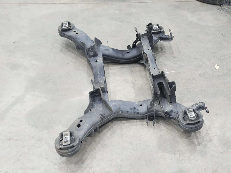 2013 Dodge Durango Crossmember/Cradle/Undercarria
