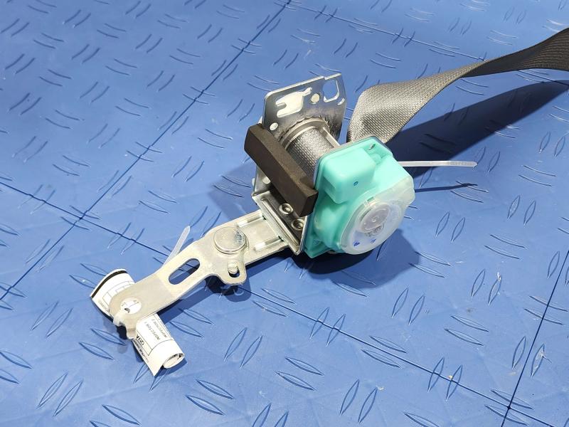 2017 Toyota Corolla Rear Seat Belt
