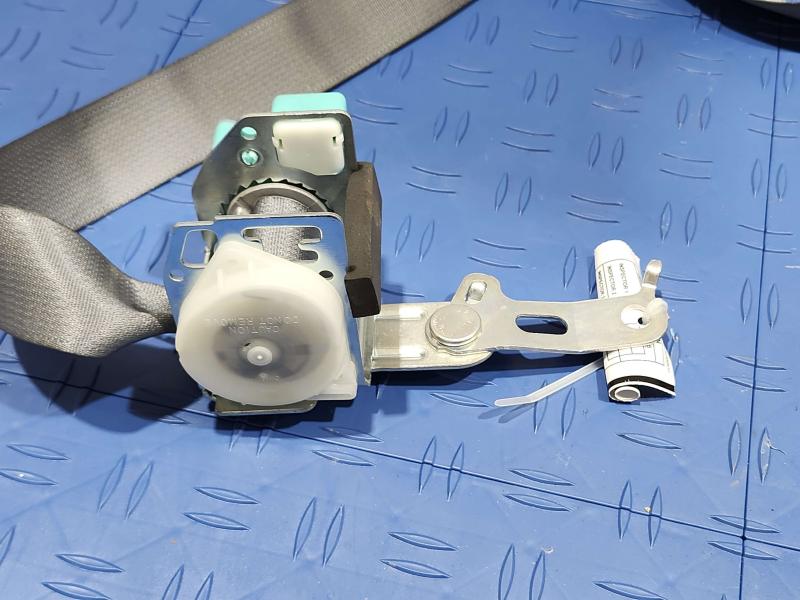 2017 Toyota Corolla Rear Seat Belt