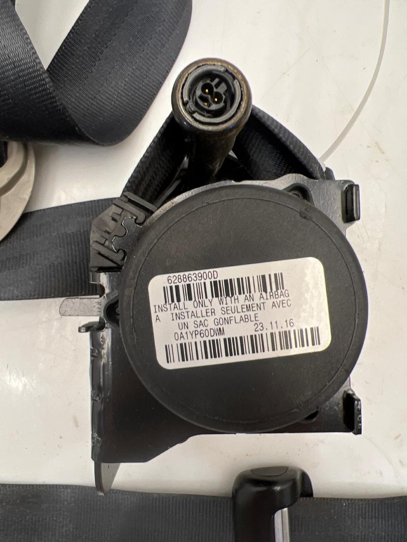 2017 Kia Sorento Front Seat Belt