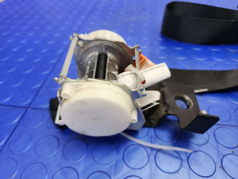 2011 Ford F-250 Super Duty Rear Seat Belt
