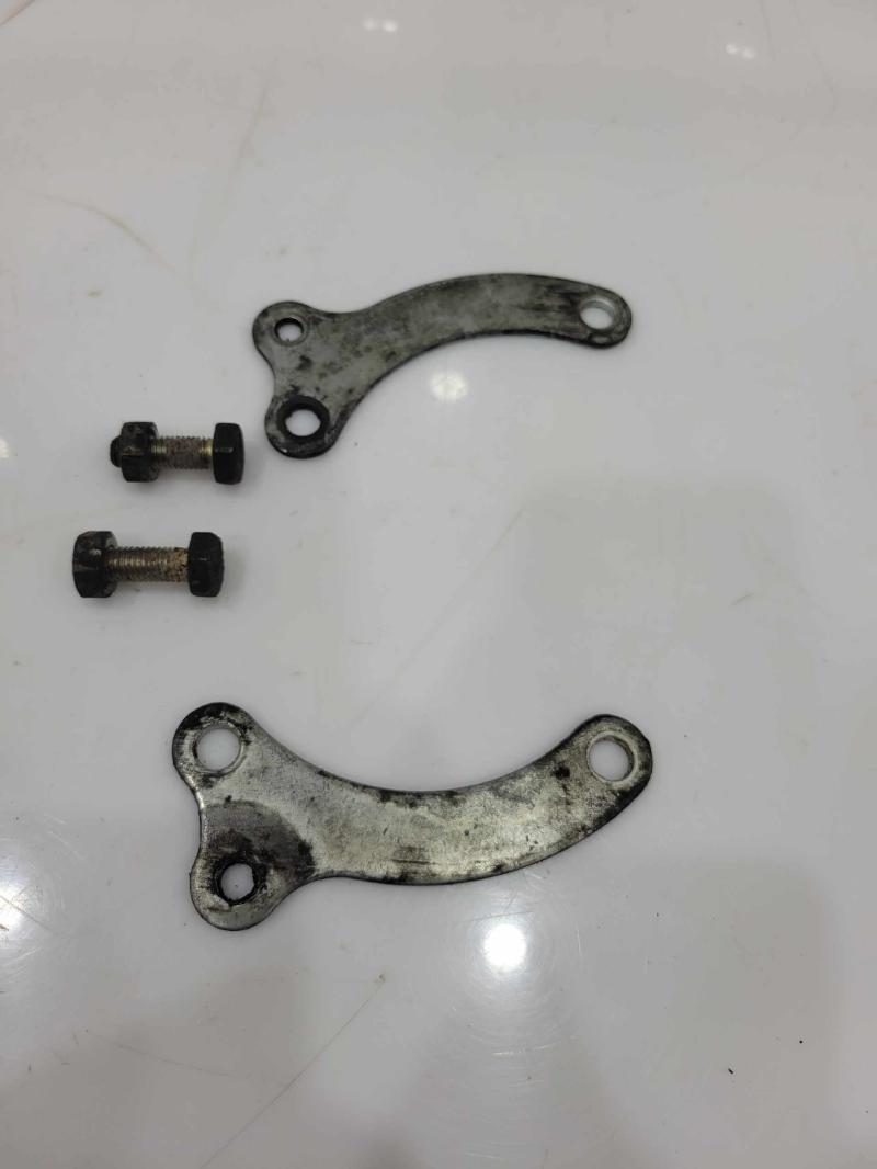 1987 Volvo 240 A/C Compressor Bracket