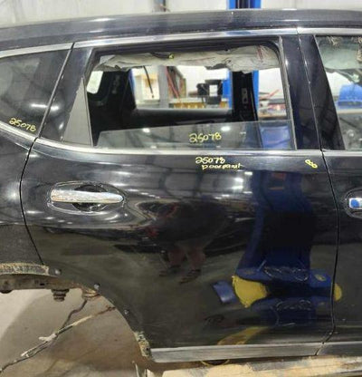2015 Nissan Rogue Rear Door