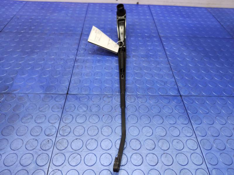 2013 Dodge Durango Wiper Arm
