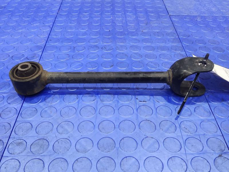 2017 Toyota Prius Lower Control Arm Rr