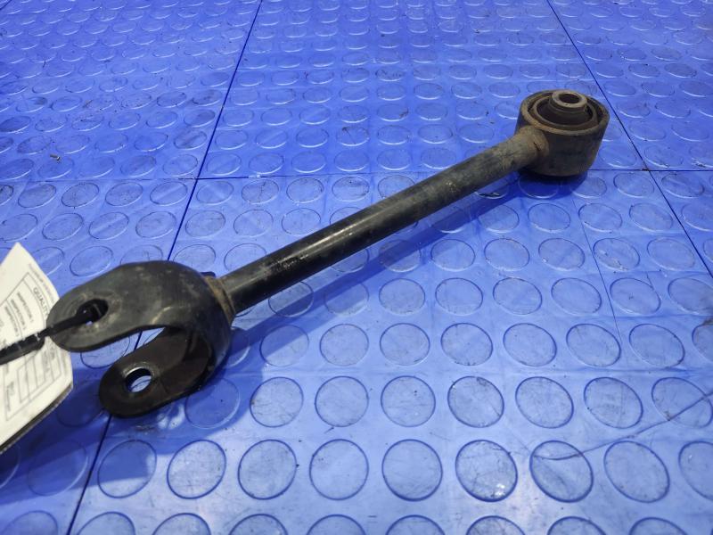 2017 Toyota Prius Lower Control Arm Rr
