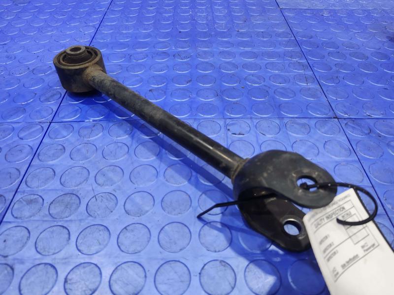 2017 Toyota Prius Lower Control Arm Rr