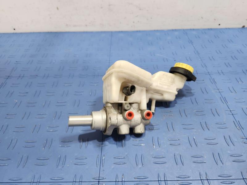 2017 Jeep Compass Master Cylinder