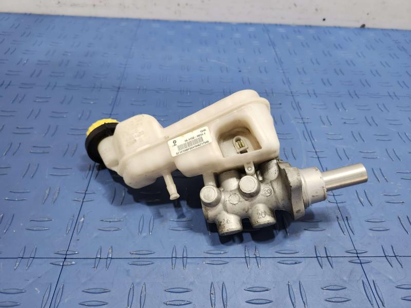 2017 Jeep Compass Master Cylinder