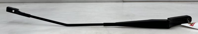 2015 Volkswagen Passat Wiper Arm