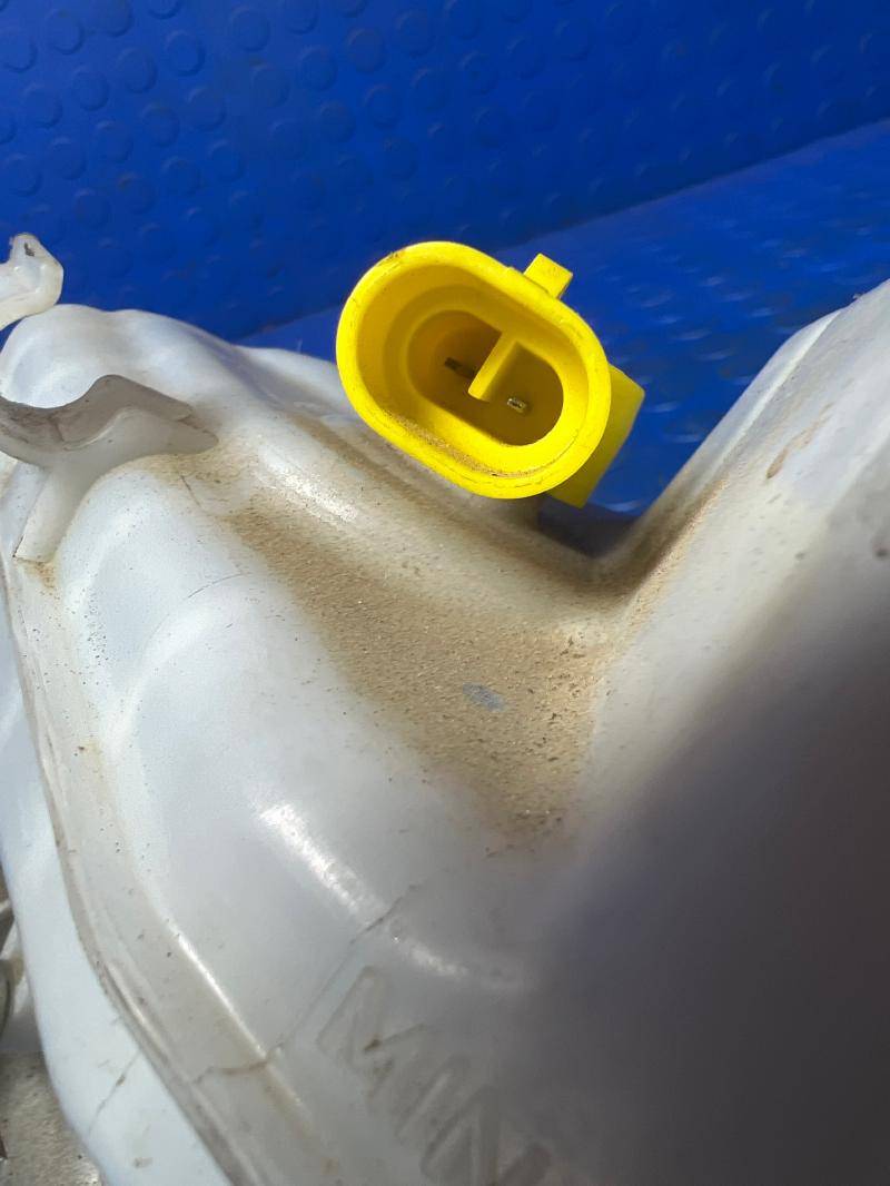 2012 Buick LaCrosse Master Cylinder