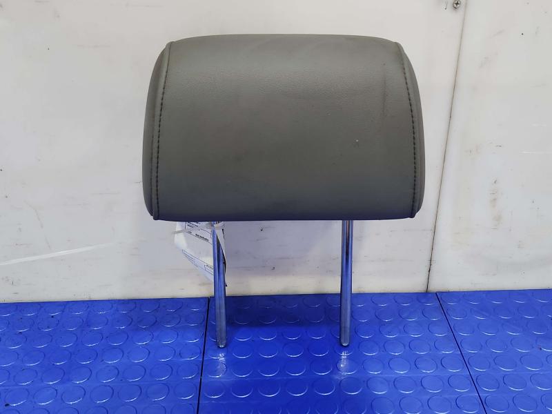 2017 Chevrolet Silverado 2500 Headrest