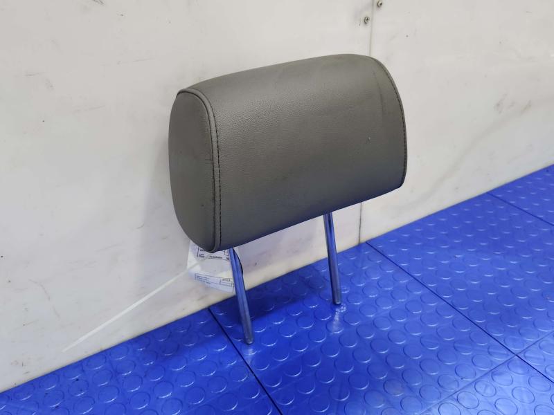2017 Chevrolet Silverado 2500 Headrest