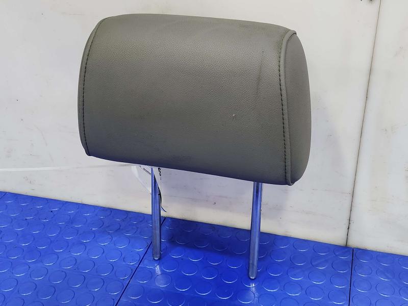 2017 Chevrolet Silverado 2500 Headrest
