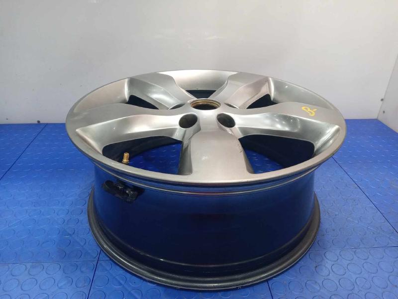 2012 Jeep Grand Cherokee Wheel