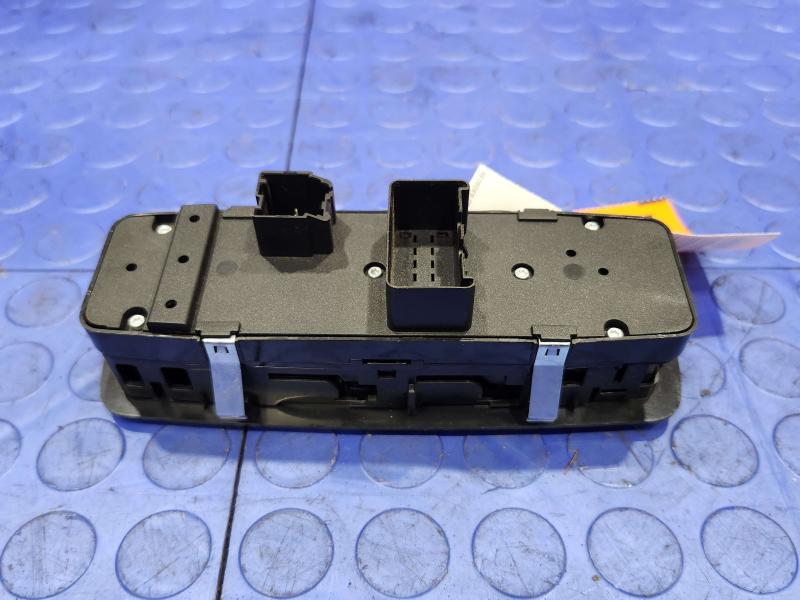 2017 Dodge Grand Caravan Door Switch Front