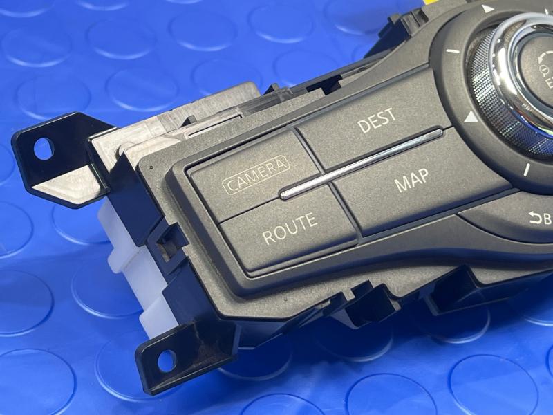 2011 Infiniti QX56 Info-Gps-Tv Screen