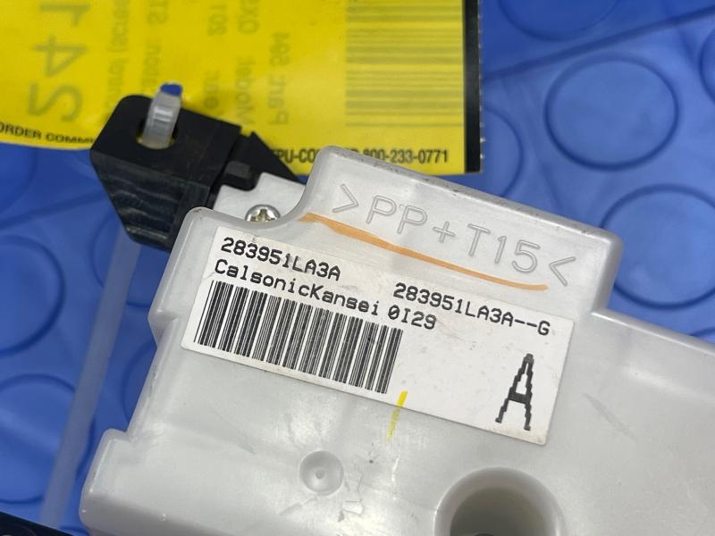 2011 Infiniti QX56 Info-Gps-Tv Screen