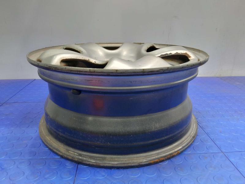 2005 Honda CR-V Wheel