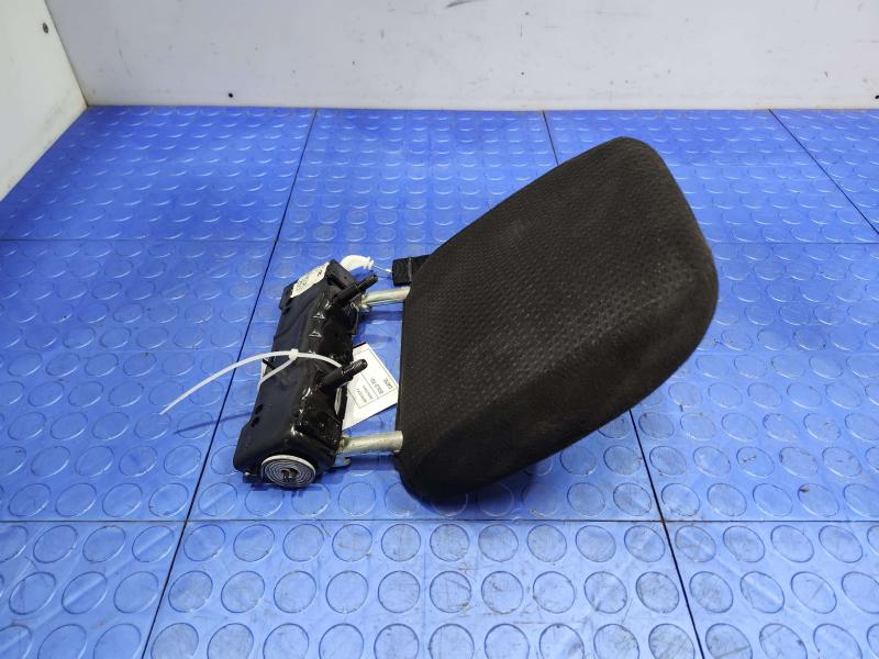 2012 Dodge Grand Caravan Headrest