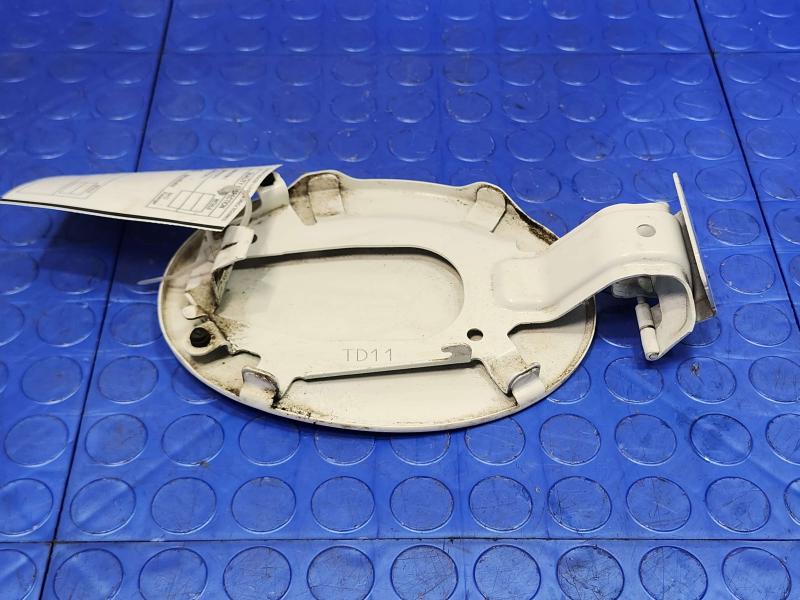 2011 Mazda CX-9 Fuel Tank Door