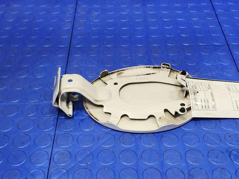 2011 Mazda CX-9 Fuel Tank Door