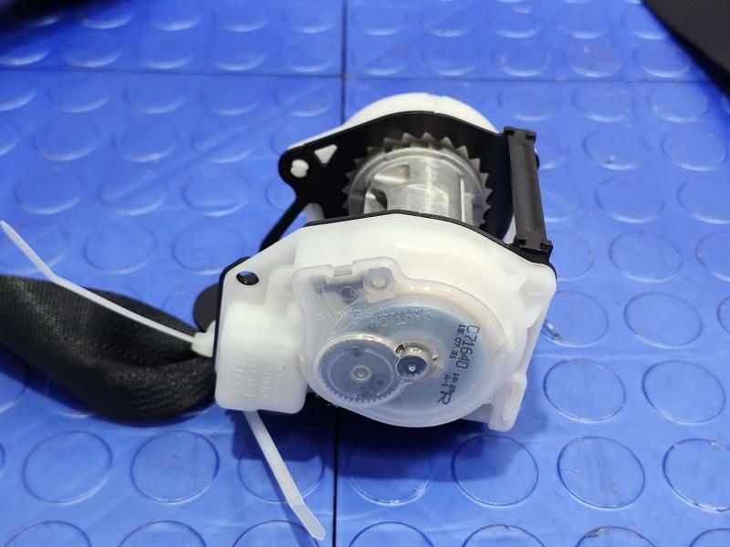2015 Toyota Prius Rear Seat Belt
