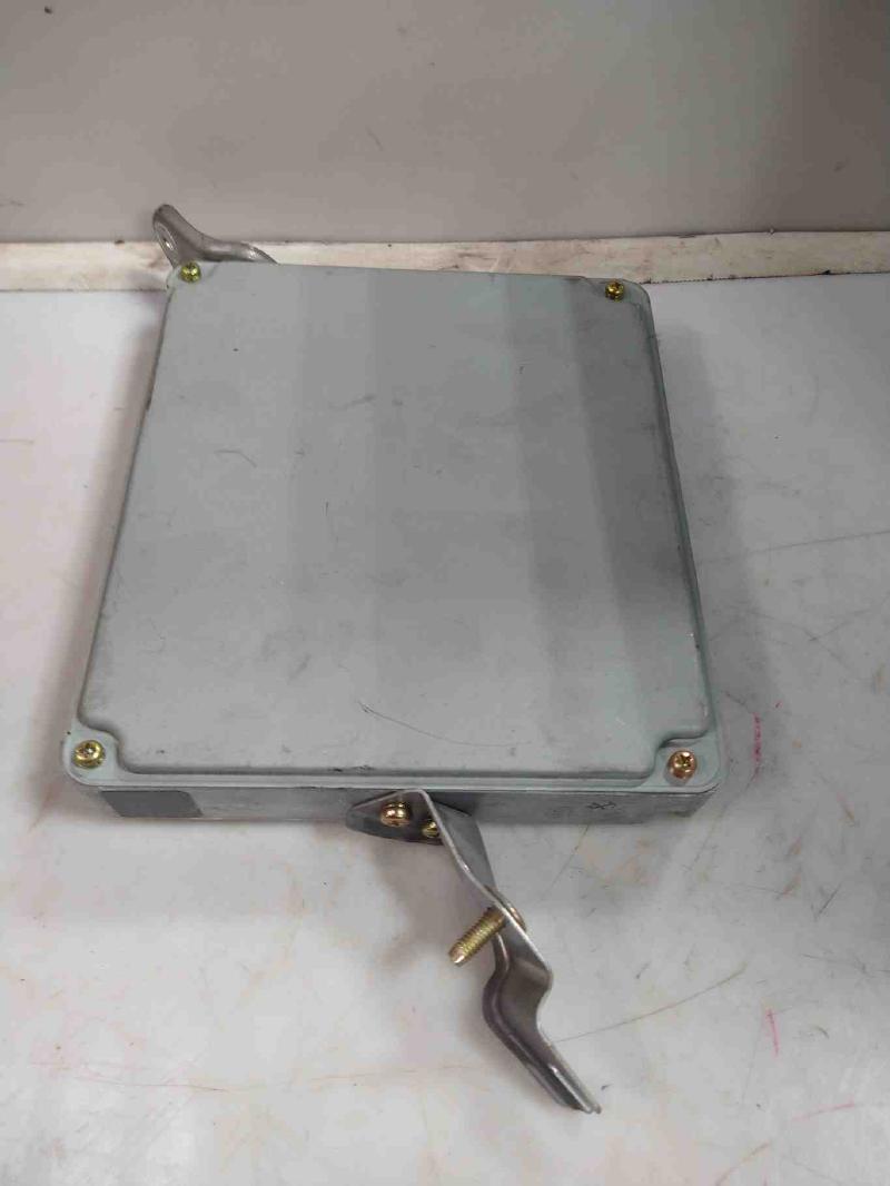 2005 Toyota Sienna Electronic Control Module ECM ECU PCM *AWD ONLY* OEM 8966108130
