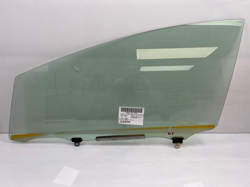 2011 Toyota Prius Front Door Glass/Window