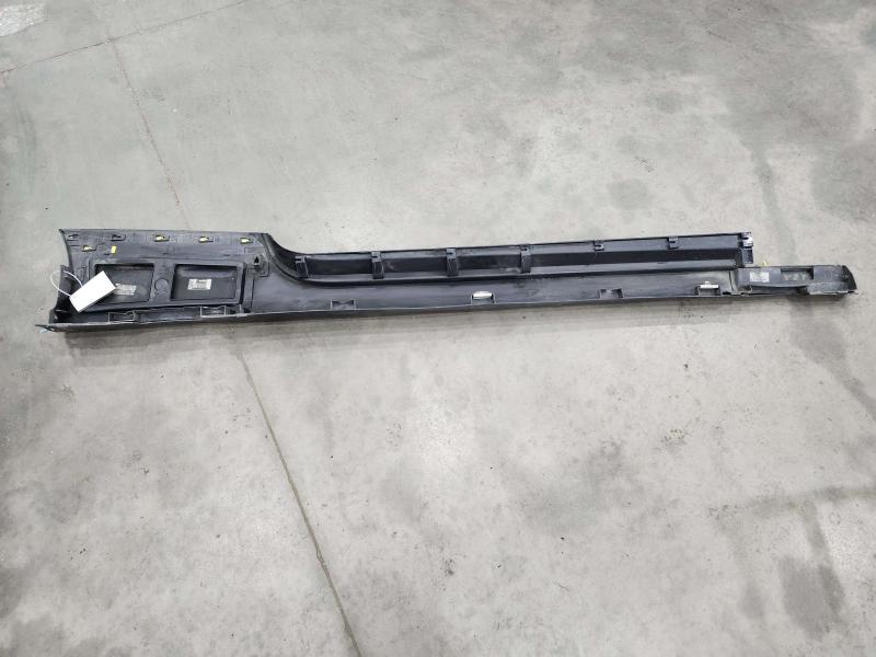 2016 Cadillac ATS Rocker Moulding