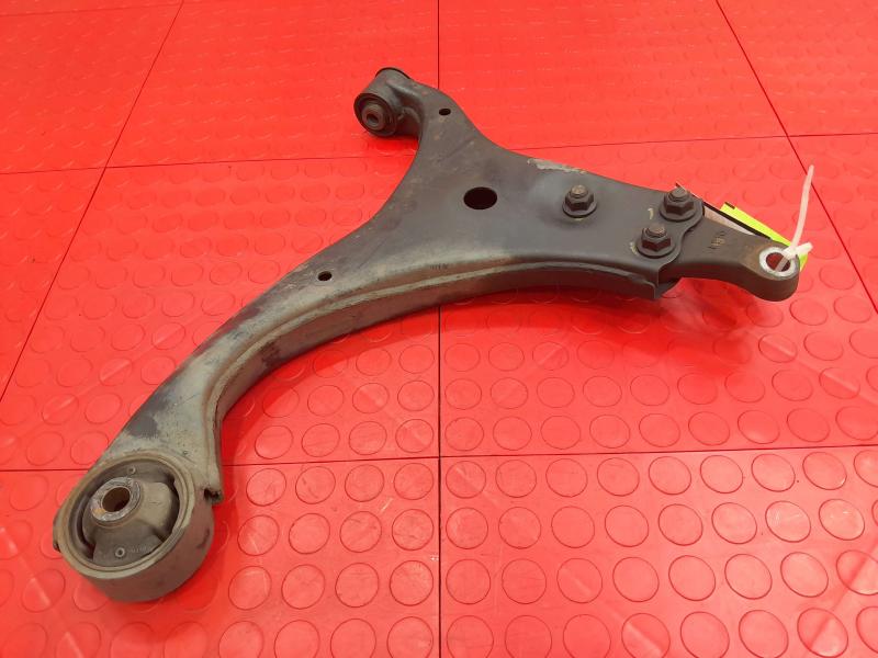 2010-2013 Kia Forte Front Lower Control Arm RH Passenger Side OEM 545011M100
